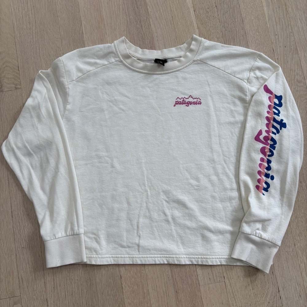 Patagonia Sweatshirt Kids XXL White Graphic Sleeve Fair Pinhole & Stains